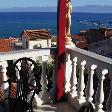 Ueber Den Daechern Von Koroni ภายนอก รูปภาพ