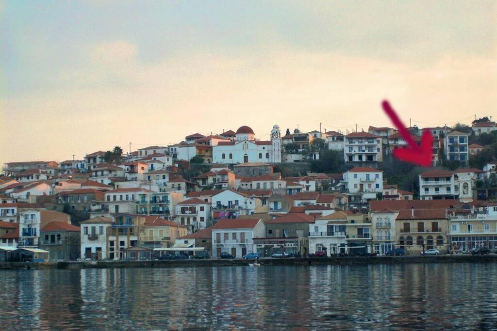 Ueber Den Daechern Von Koroni ภายนอก รูปภาพ
